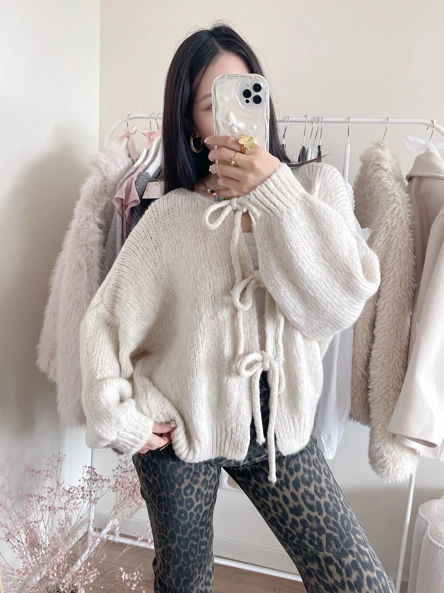 Bow Knit Sweater / Off White