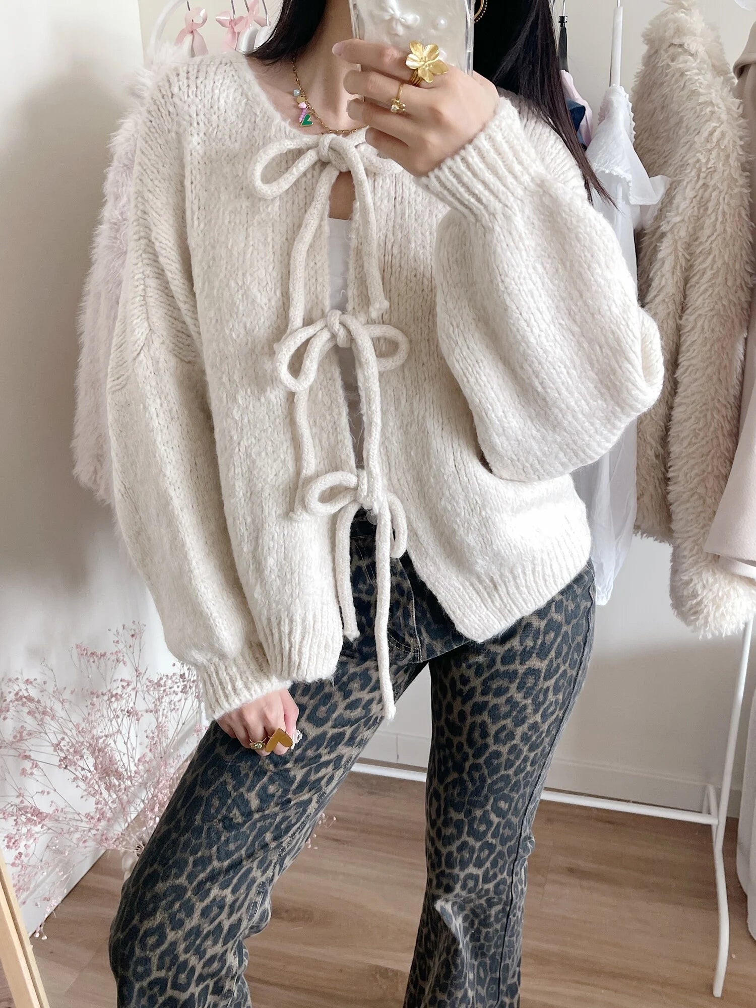 Bow Knit Sweater / Off White