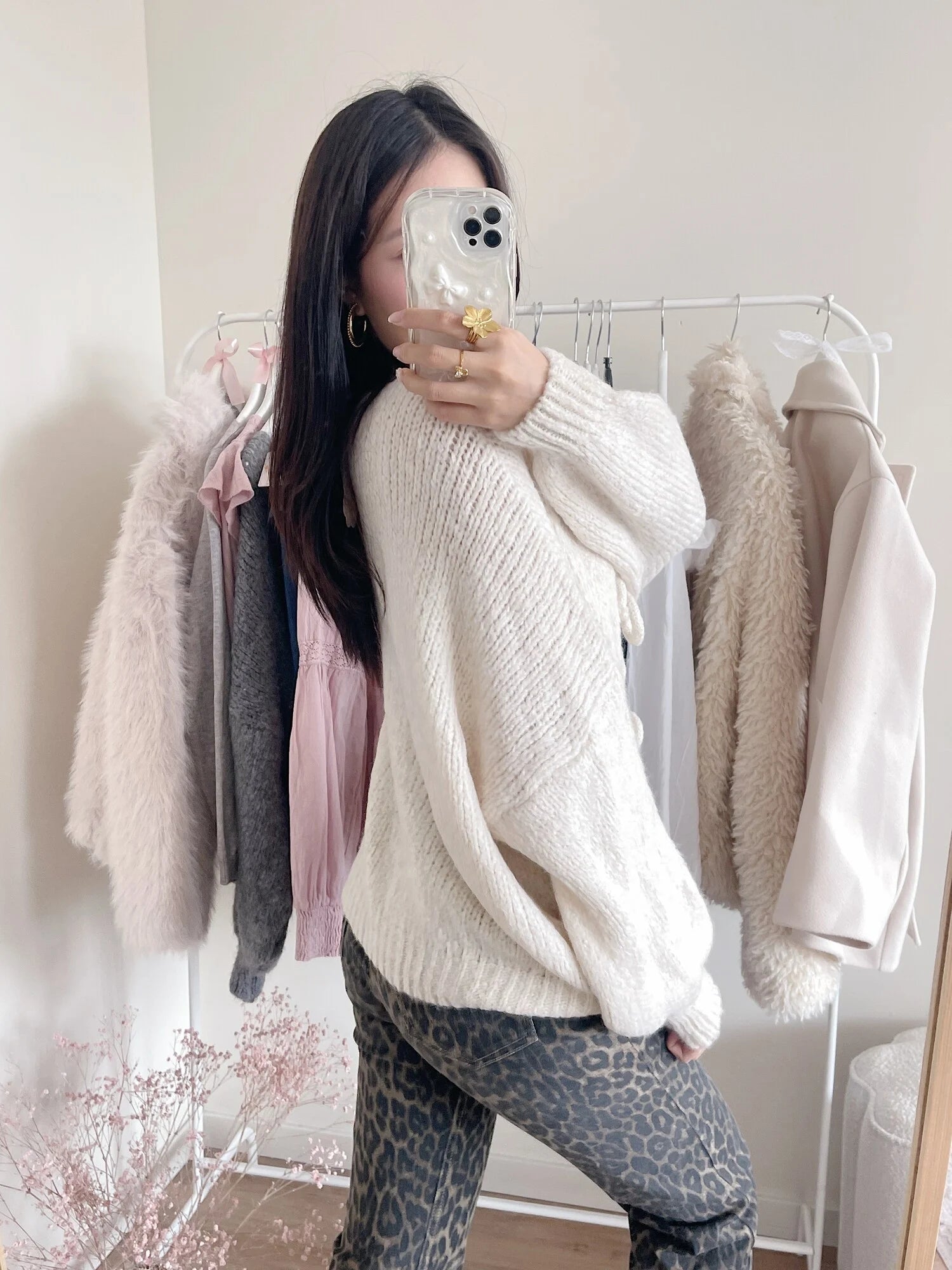 Bow Knit Sweater / Off White