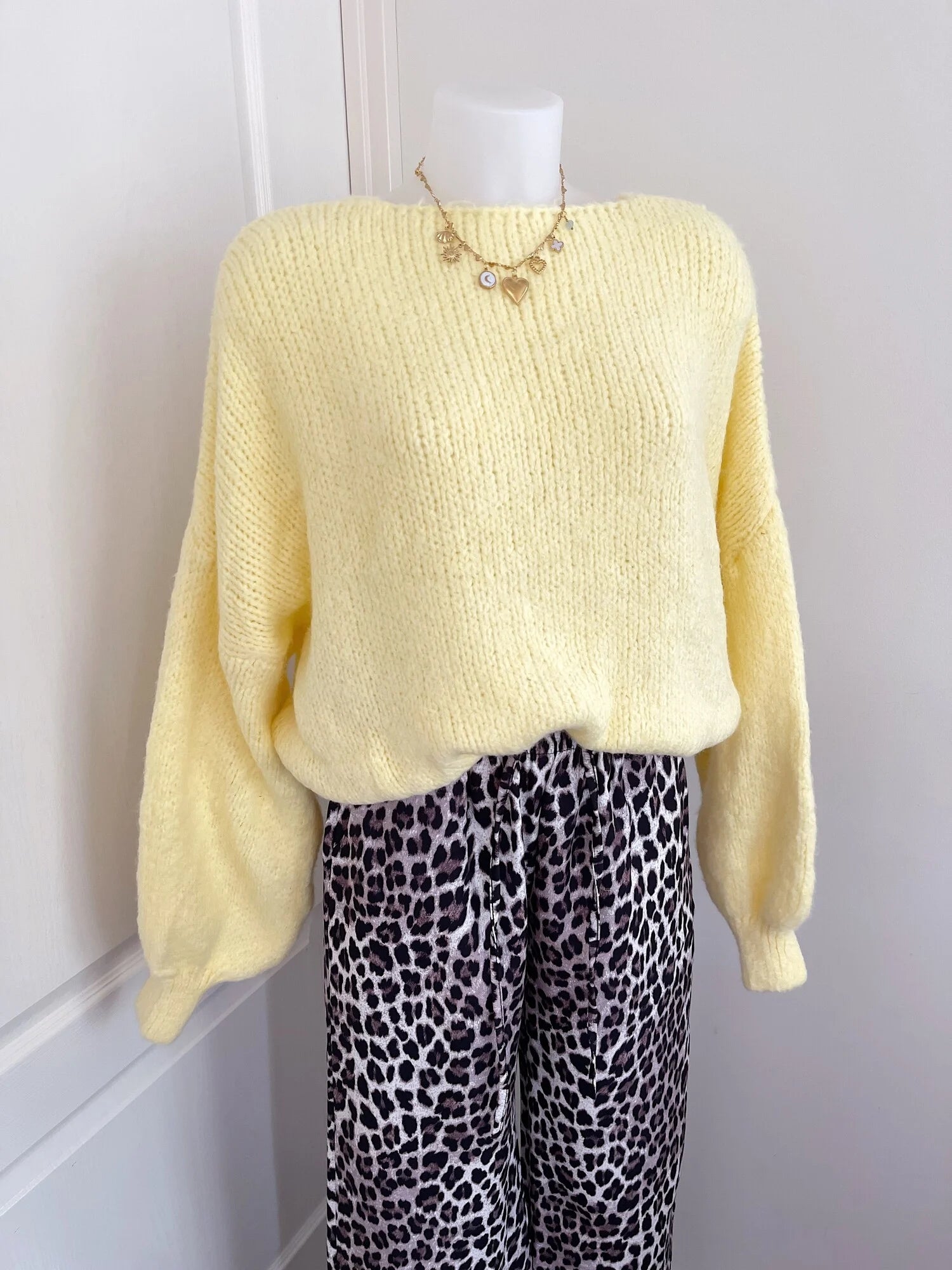 Bow Knit Sweater / Yellow